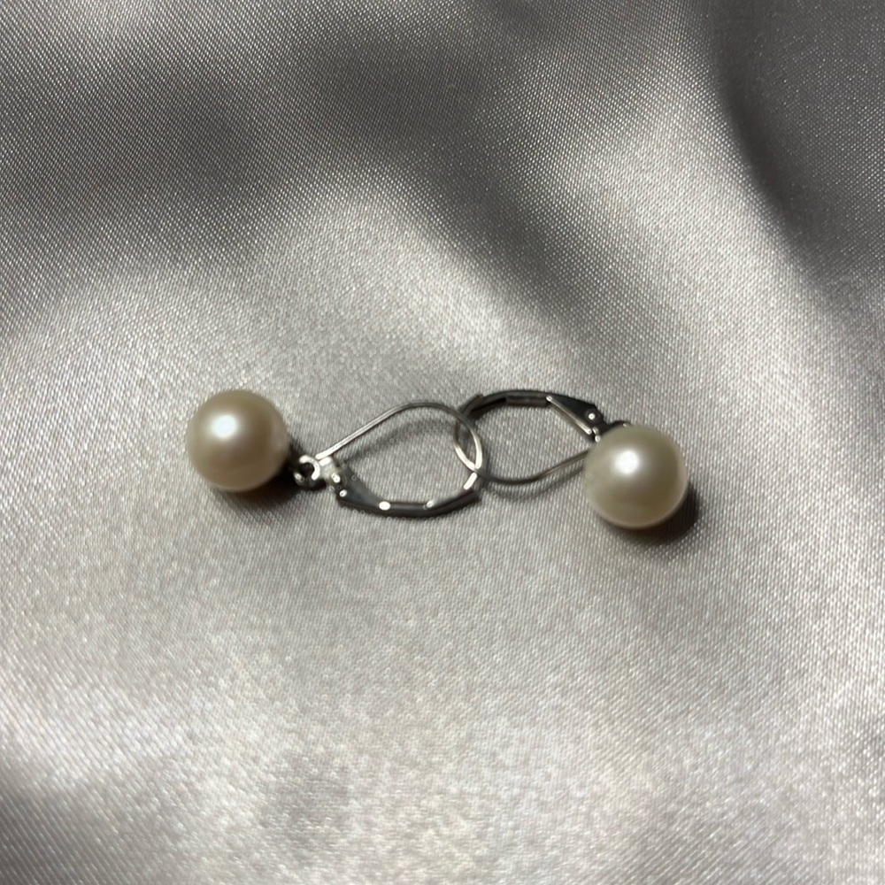 pearl earrings on clamping French wires